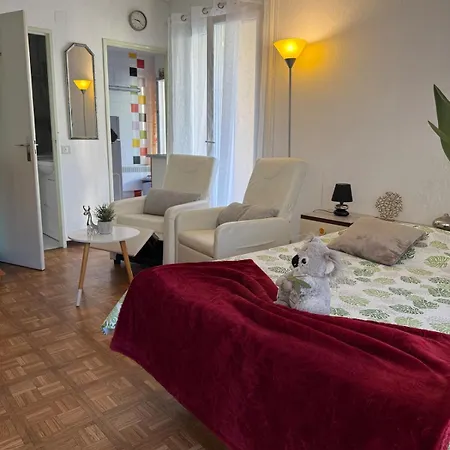 Apartment Equipe Face Aux Thermes